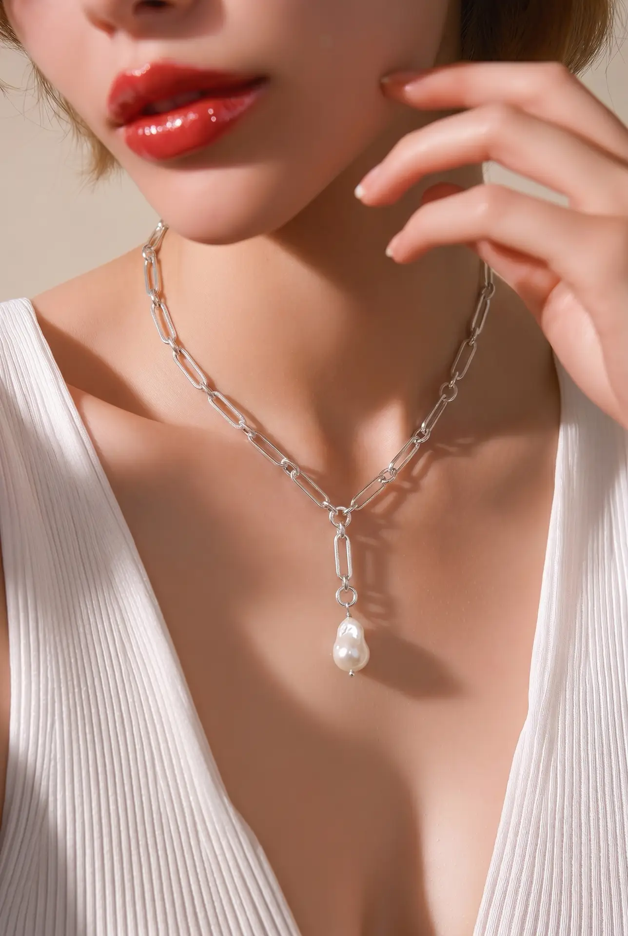 Modern Silver Pearl Necklace
