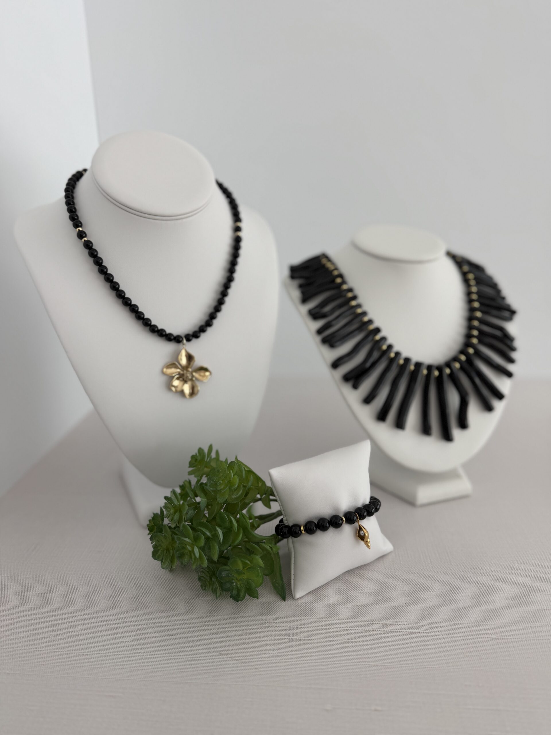 Black Coral Necklace - Image 3