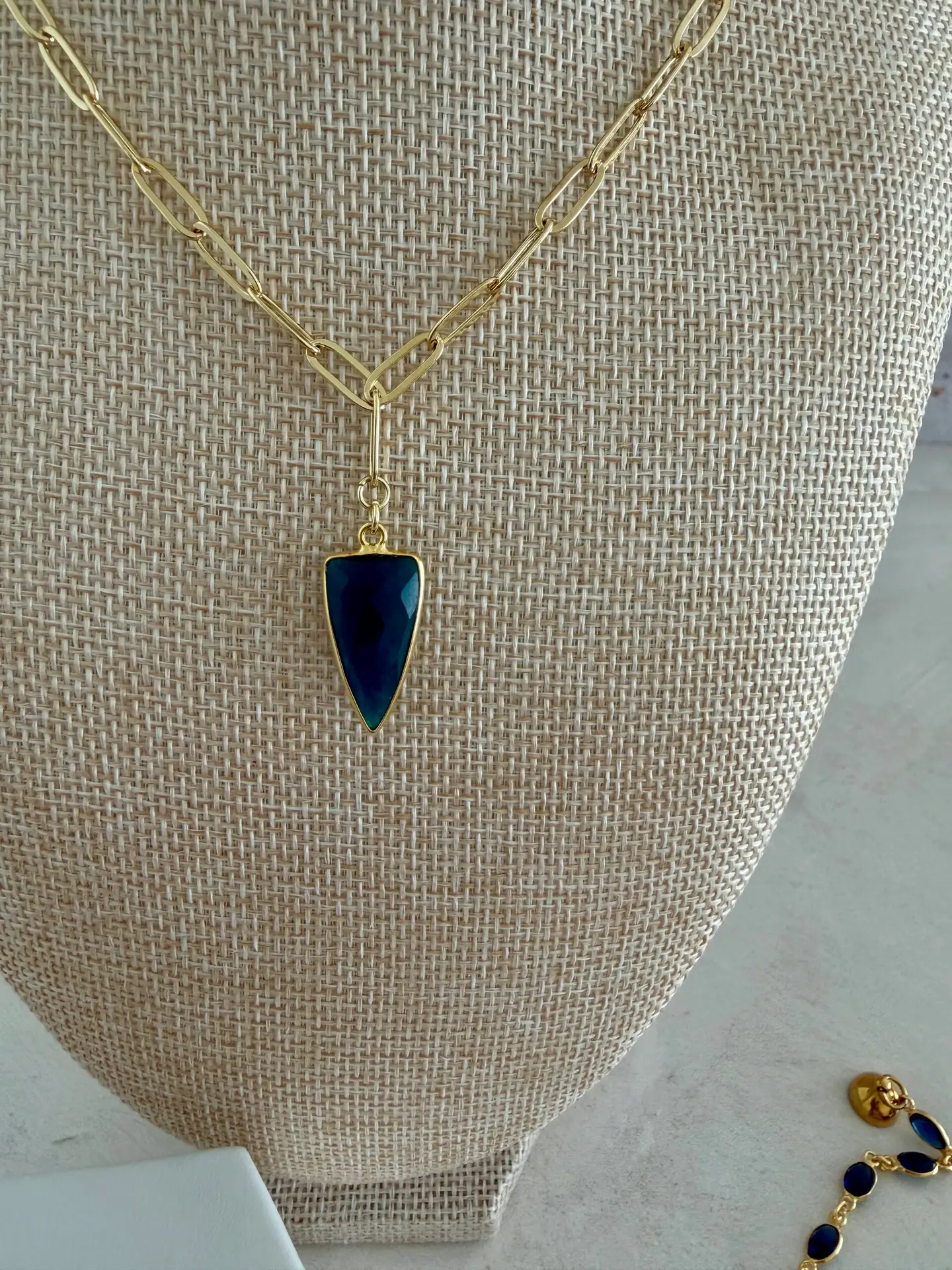 Navy blue Jade Pendant necklace